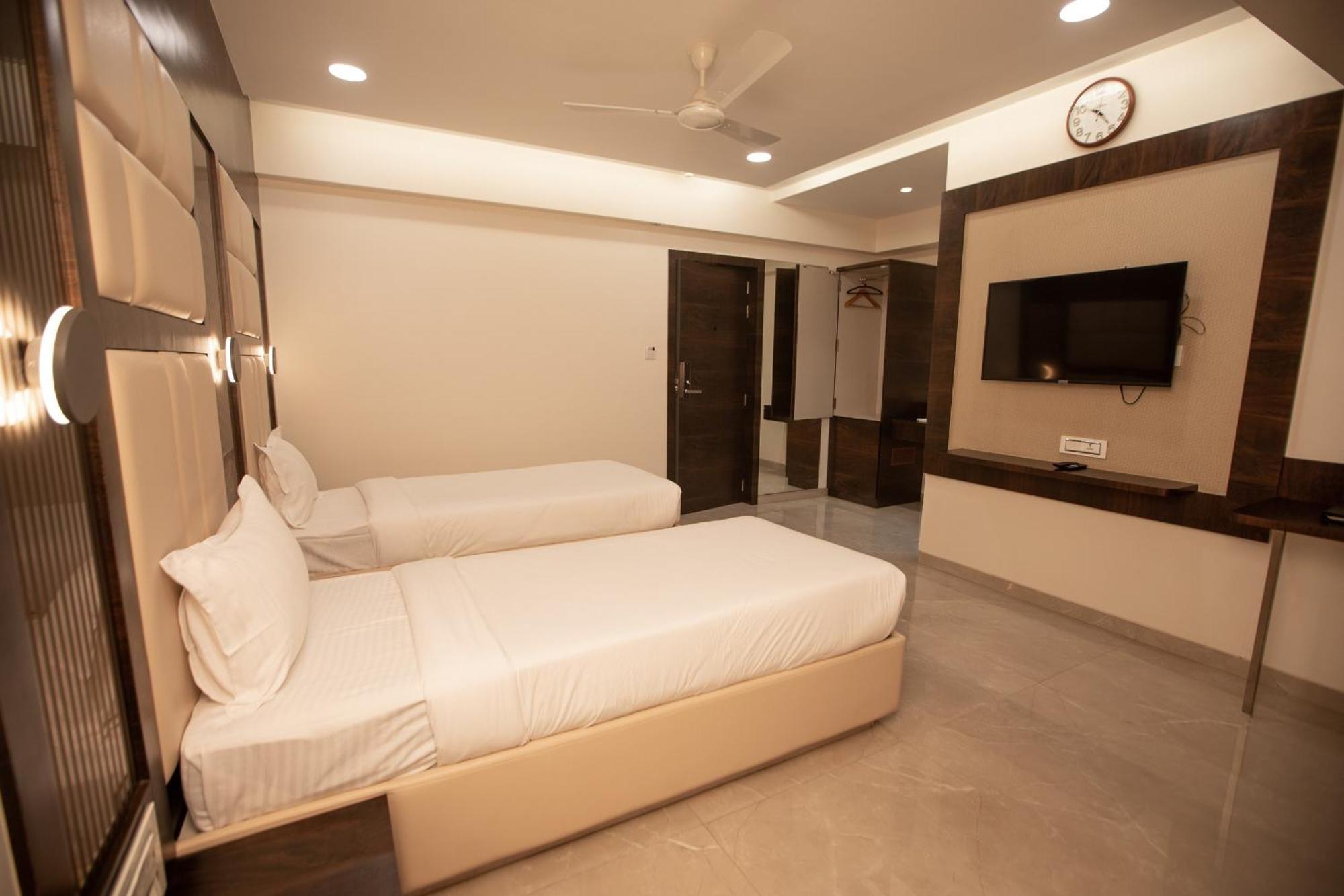 Hotel Naaz Executive مومباي المظهر الخارجي الصورة