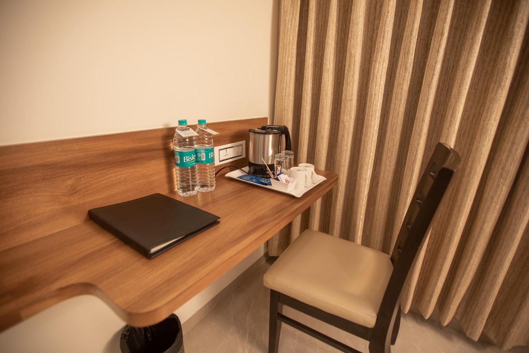 Hotel Naaz Executive مومباي المظهر الخارجي الصورة